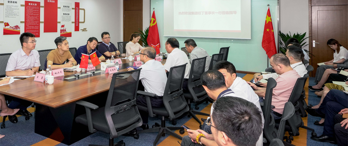为游览插上航空“同党”，给游览增添科技“引擎”，用创新创造更大价值