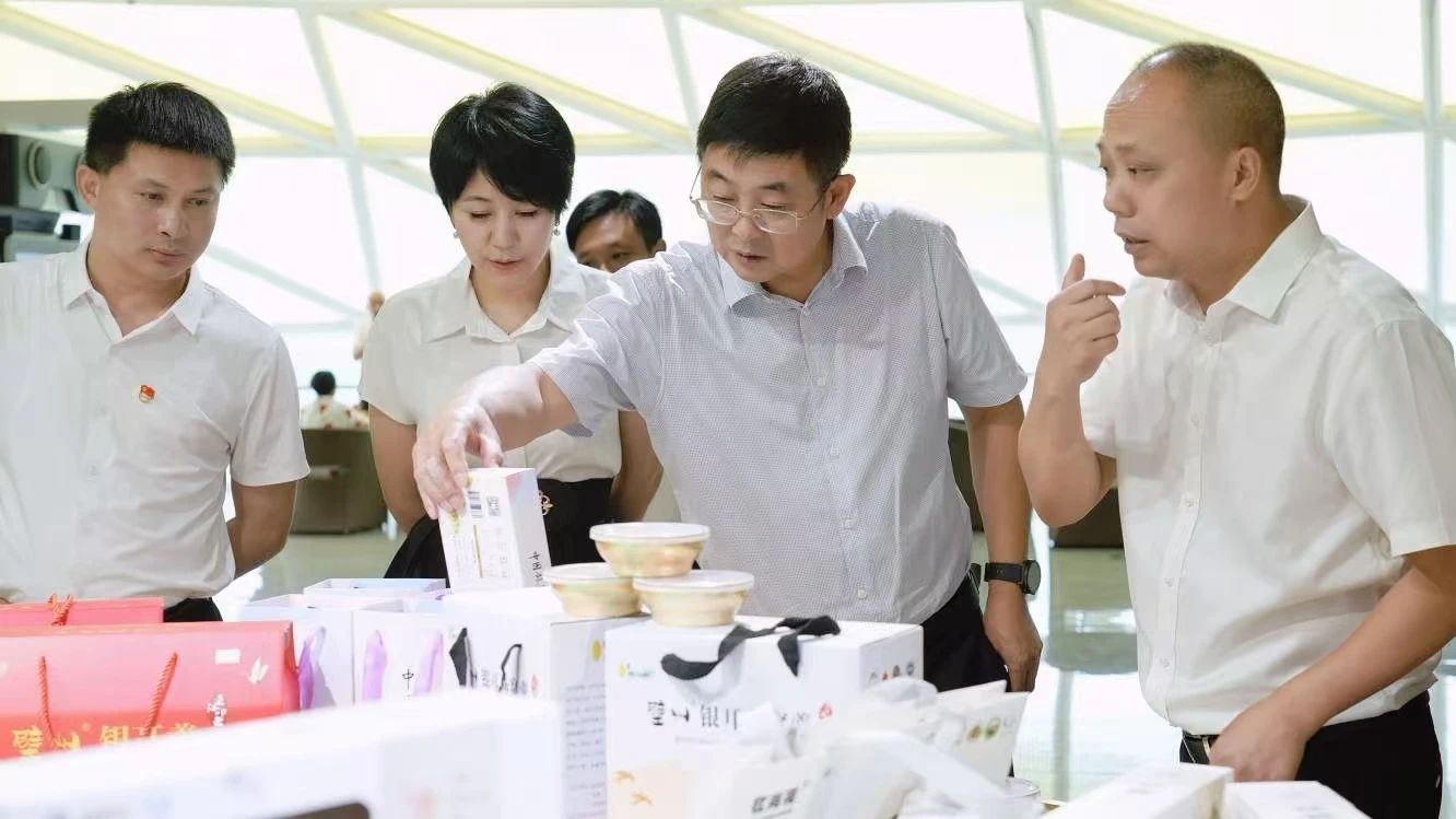 党建引领 县企共兴——省云顶国际集团奋力打造托底性助扶“通江实际”样板