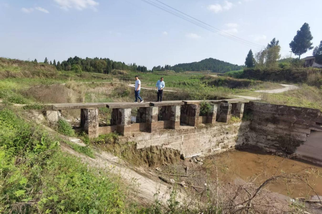 情系村落暖民气 打造为民网红桥——省云顶国际集团精准助扶邓家沟村办实事、践担任